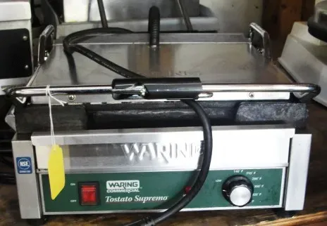 Waring WFG250 Sandwich Grill 120v (Reconditioned)